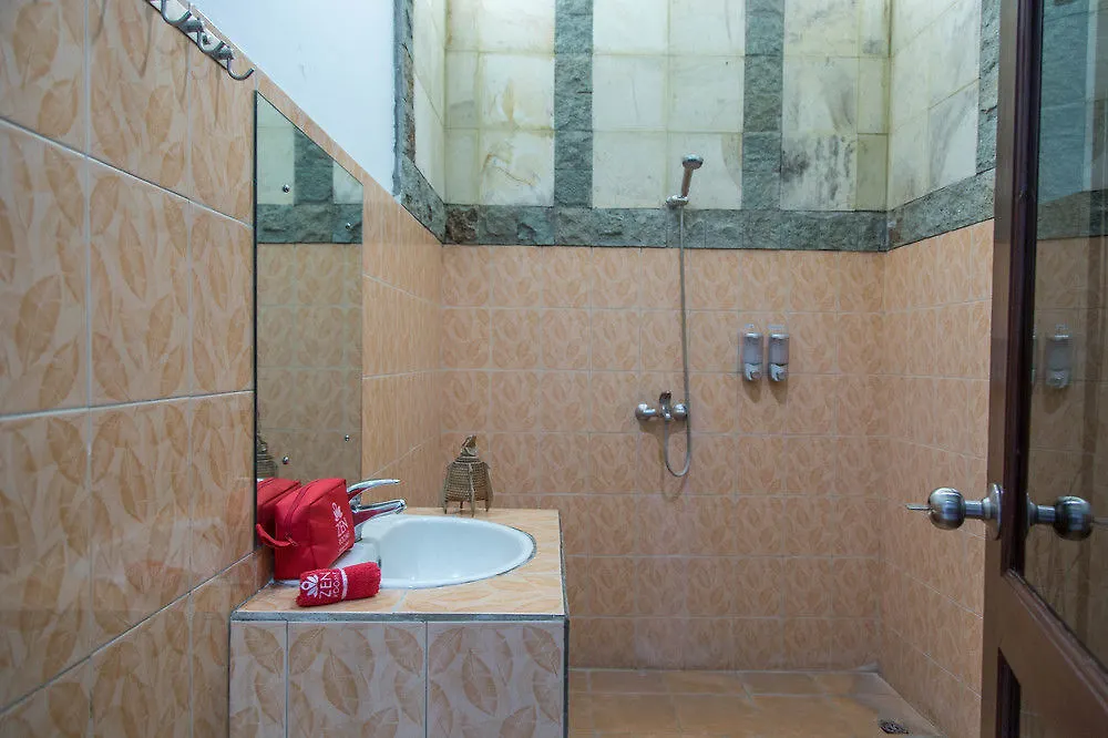 Hotel Zen Rooms Seminyak Drupati 1